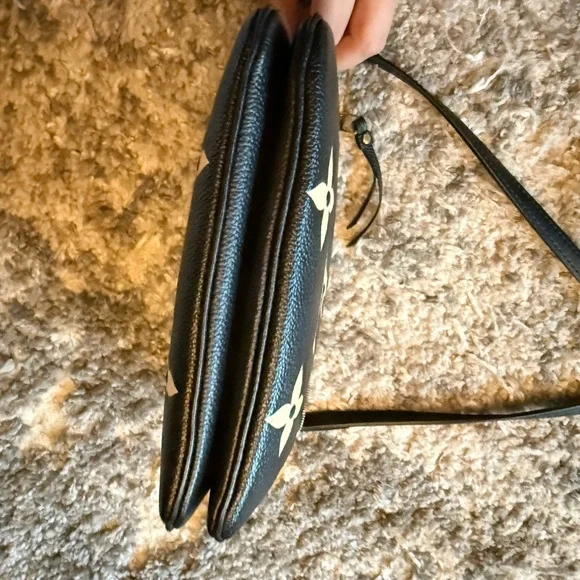 Louis Vuitton Monogram Empreinte Pochette Double Zip Crossbody Bag - Picture 8 of 9